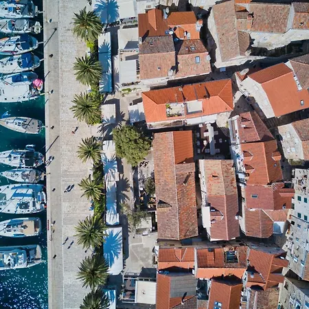 Paradise Hvar 公寓 *