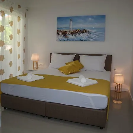 Apartment Paradise Hvar *